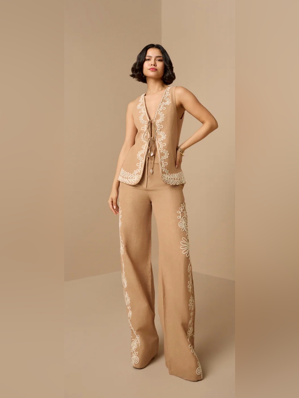 Hermant & Nandita- Mihi Set- Worn Once- Size M (Vest) Size L Pants